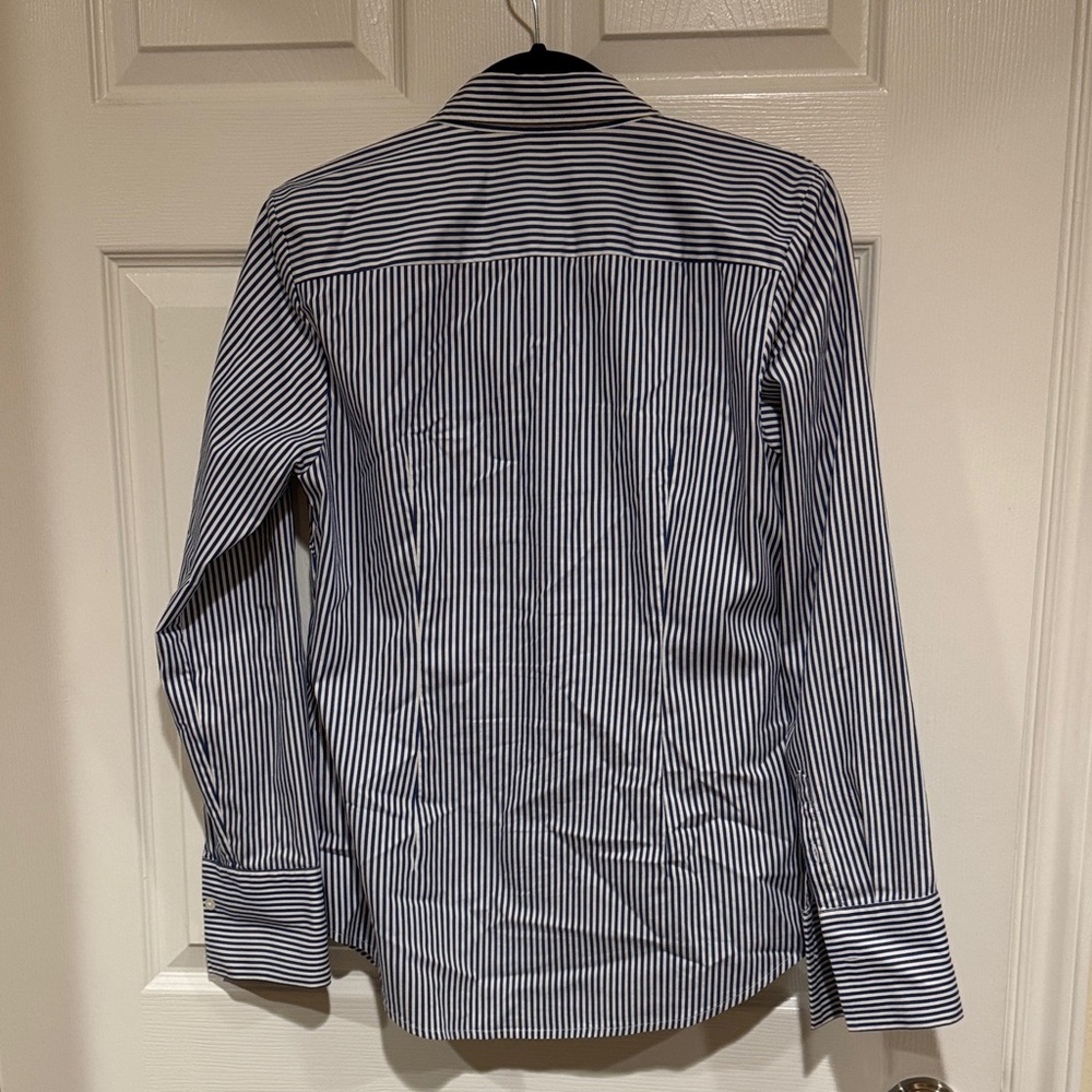 Banana Republic “Riley” shirt - Picture 3 of 3